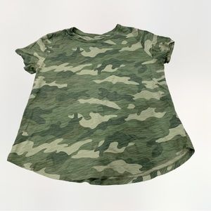 Old Navy Camo Tee Size Med‎
